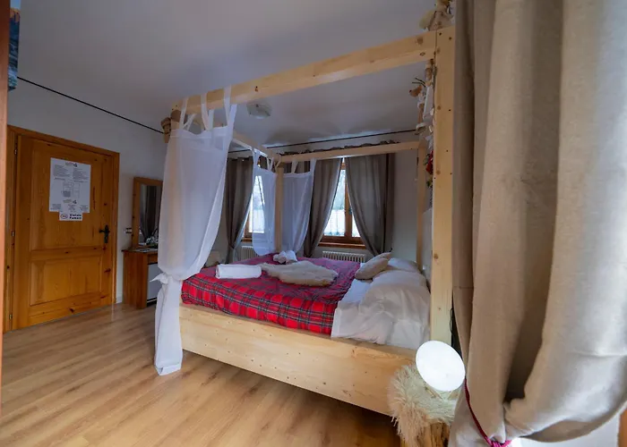 Griglieria Pizzeria Gnomo Goloso 3* Stabiziane